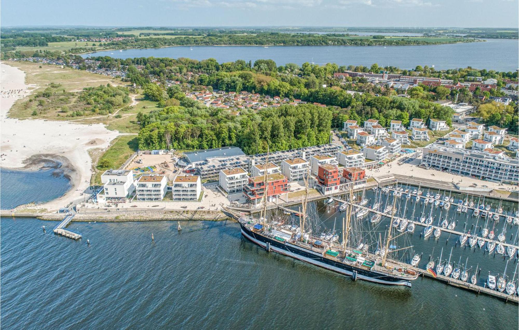 1 Bedroom Gorgeous Apartment In Luebeck Travemuende Екстериор снимка